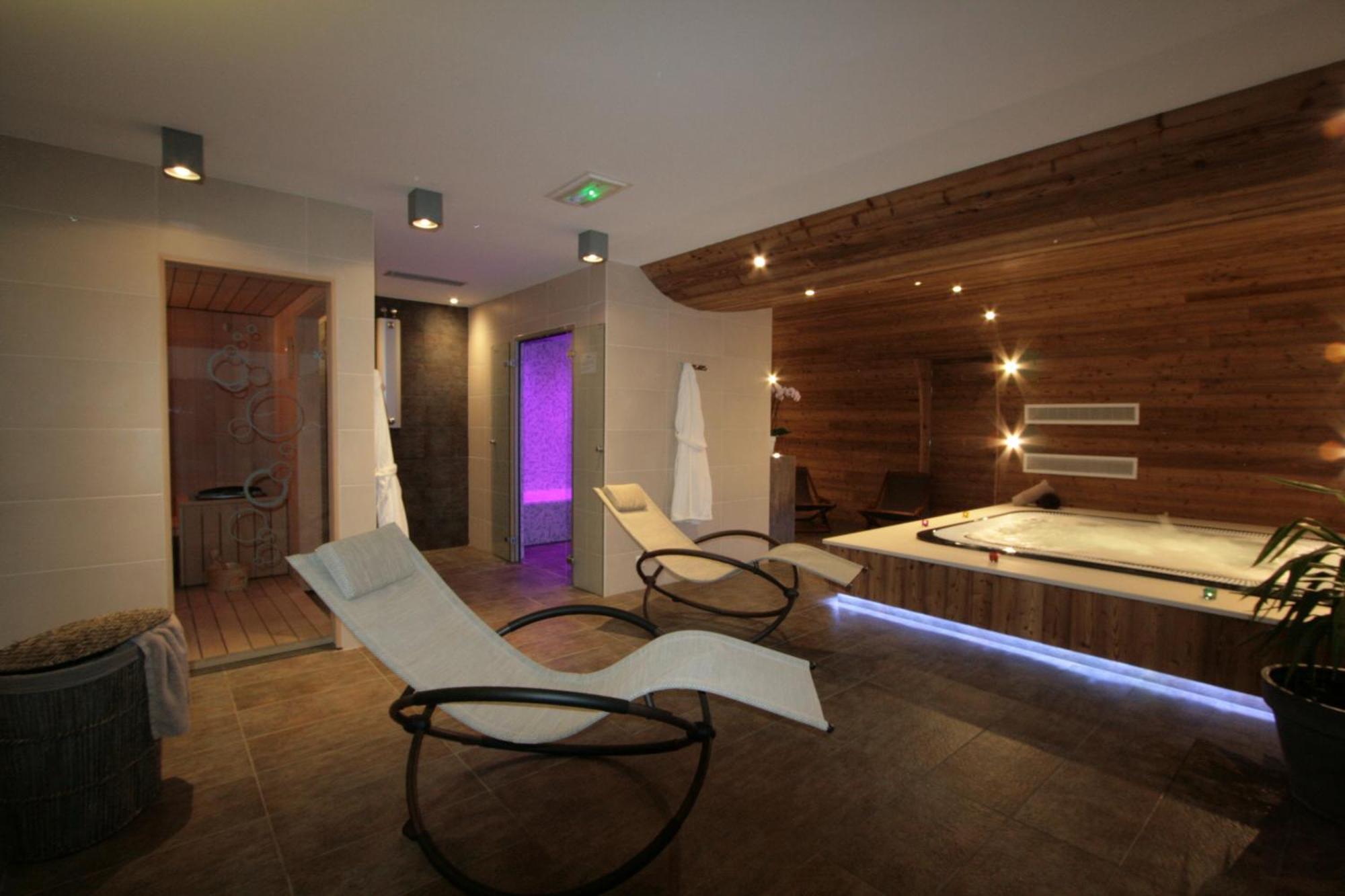 Logis Hotel & Spa Beau-Site Сен-Жан-де-Сикст Экстерьер фото
