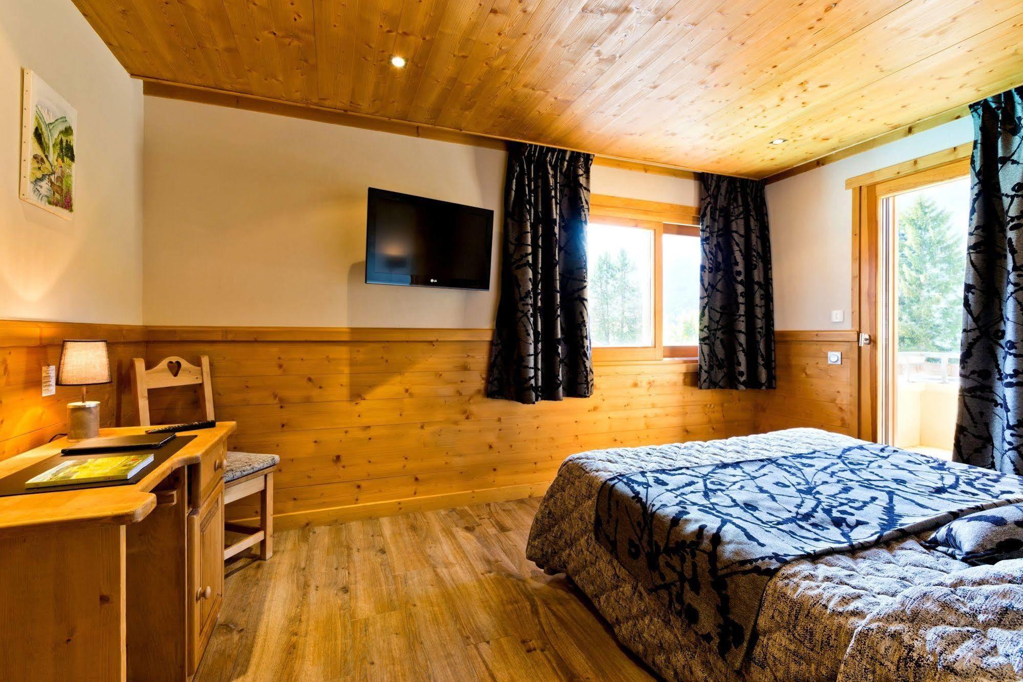 Logis Hotel & Spa Beau-Site Сен-Жан-де-Сикст Экстерьер фото