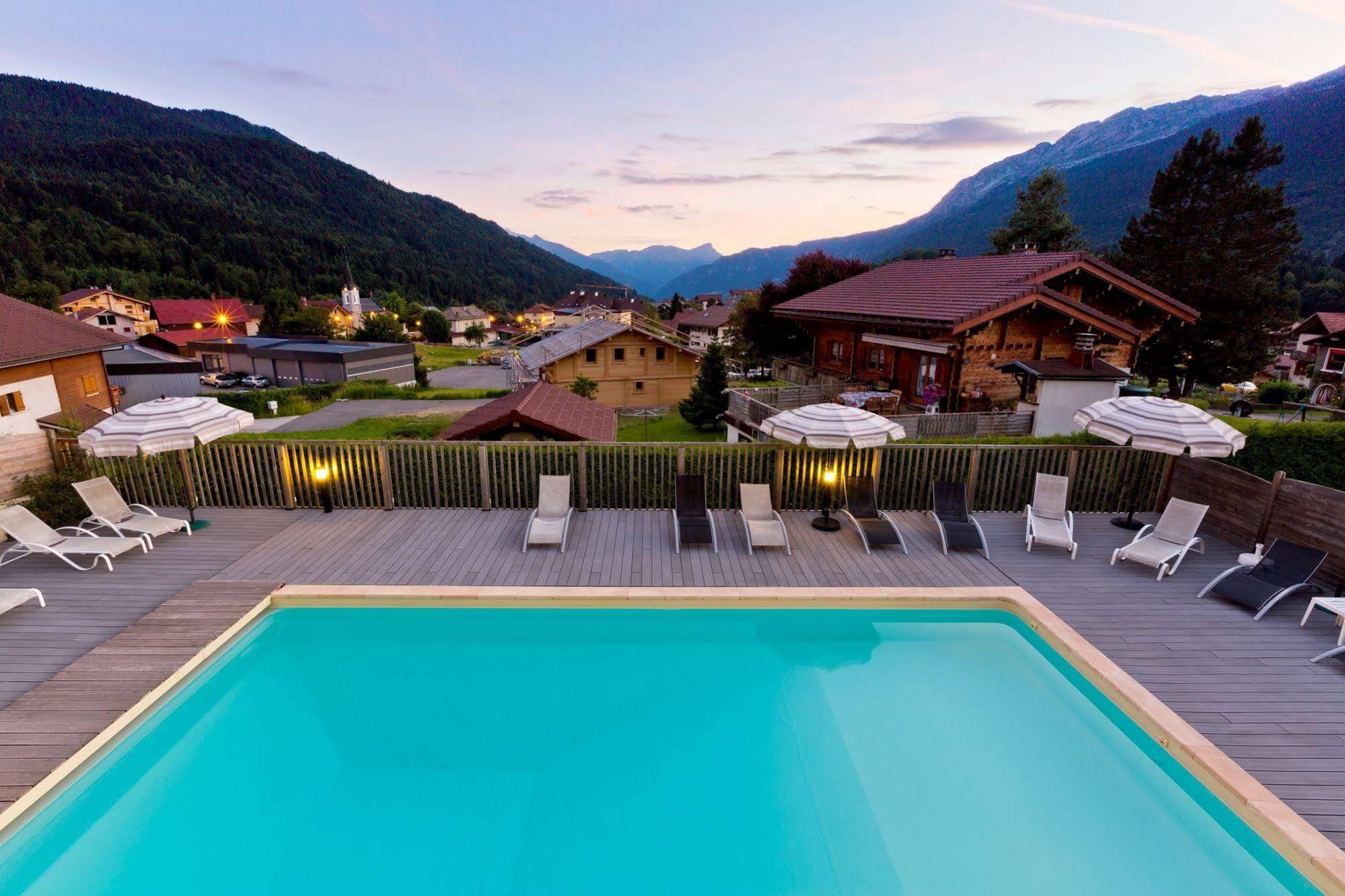 Logis Hotel & Spa Beau-Site Сен-Жан-де-Сикст Экстерьер фото